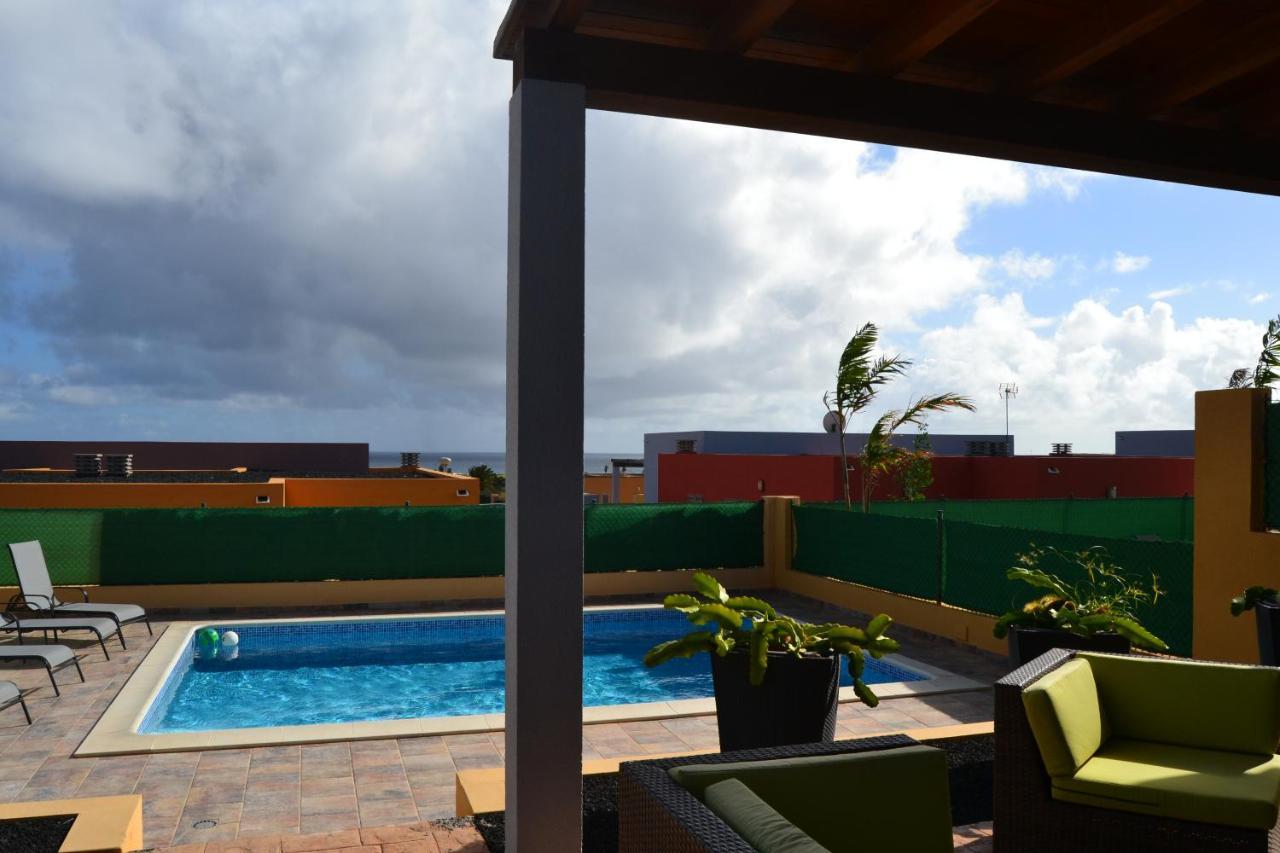 Golf Las Salinas Villa Carlotta With Private Heated Pool With Additional Cost Caleta De Fuste Luaran gambar